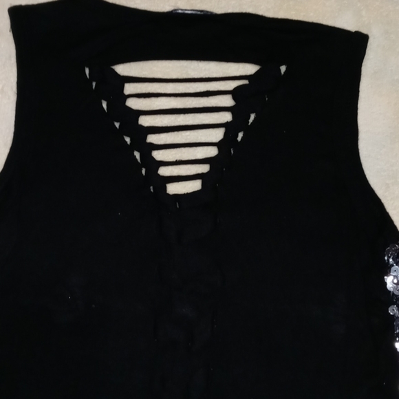 Dress - Picture 3 of 5